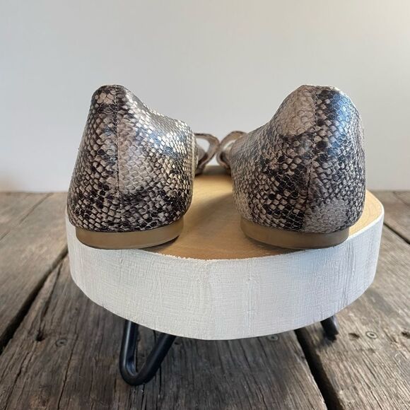 JustFab Chic & Go Faux Snake Skin Flats Size 11M EUC - Picture 6 of 8